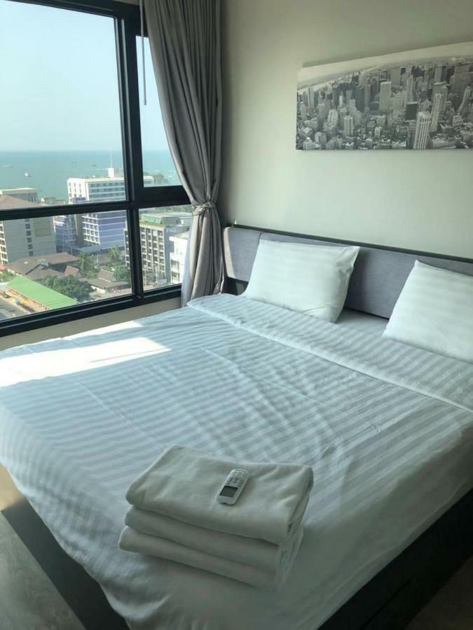 The Base Central Pattaya Seaview Exteriér fotografie